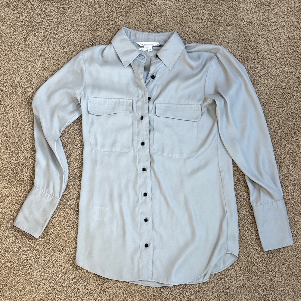 BCBGeneration | Pale Gray Button-Front Shirt | Size XXS
